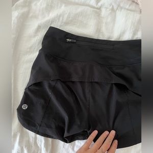 Lulu lemon speed up high rise lined shorts
